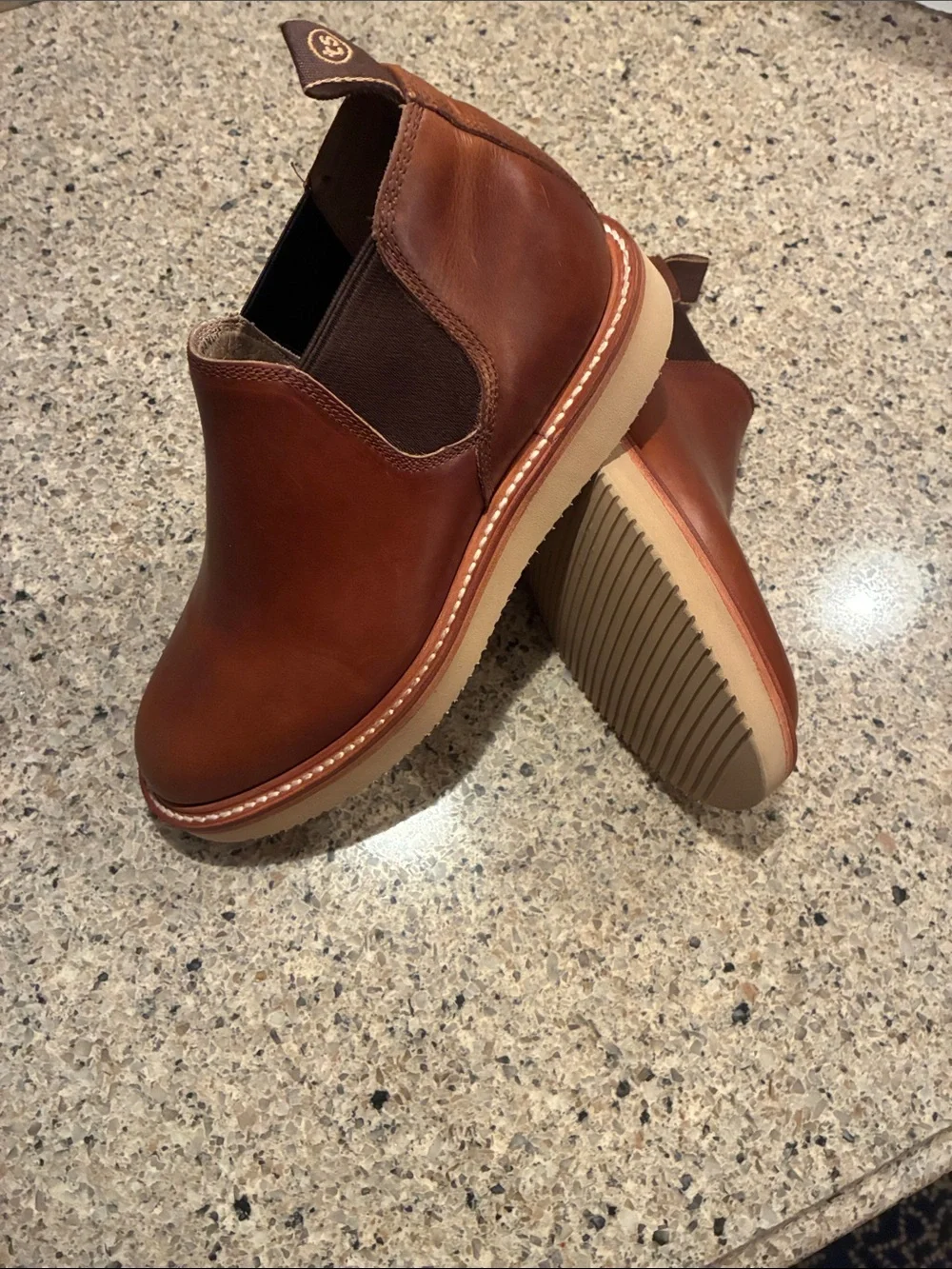 Taylor Stitch Men's Chukka Boots in Brown Leather